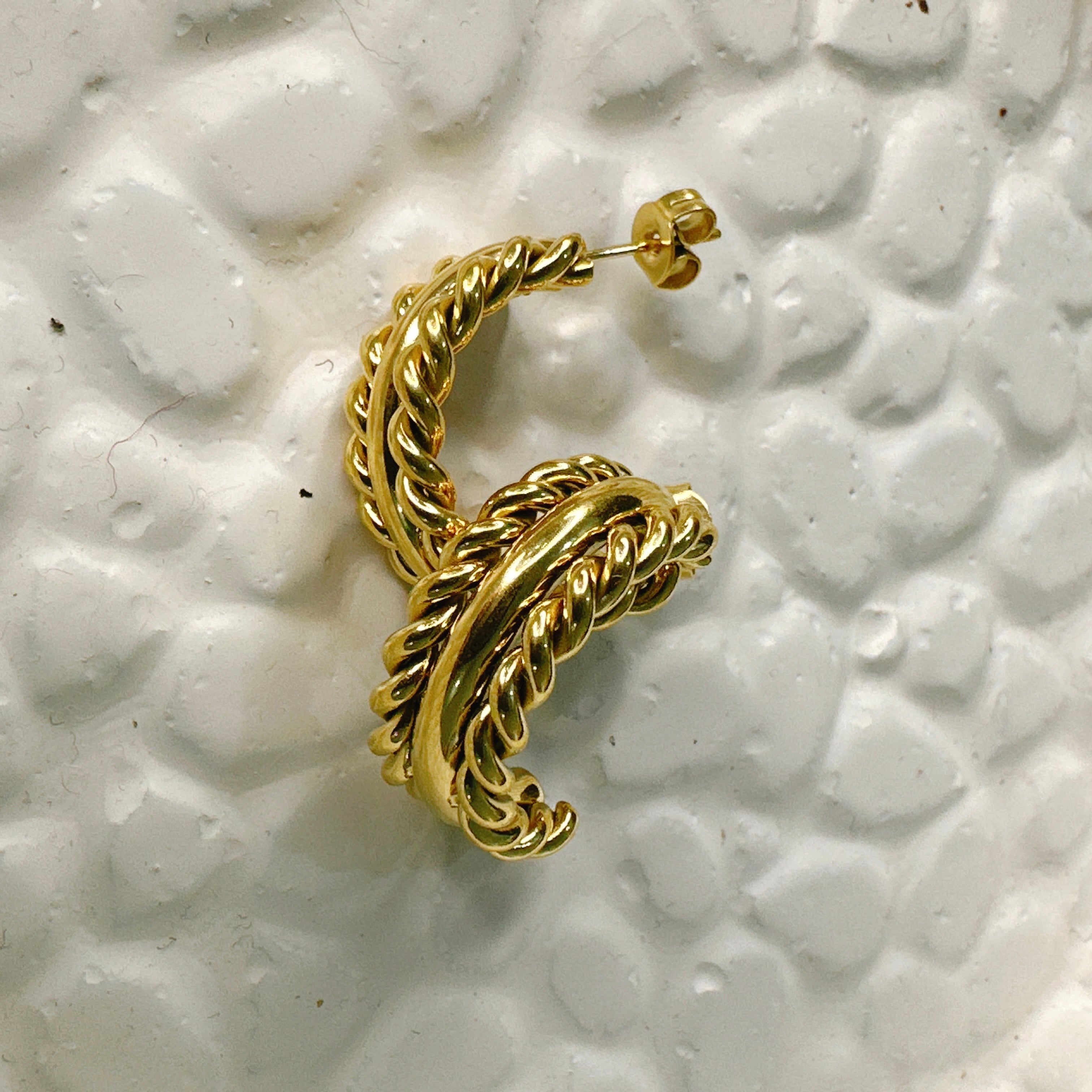Gigi Hoops